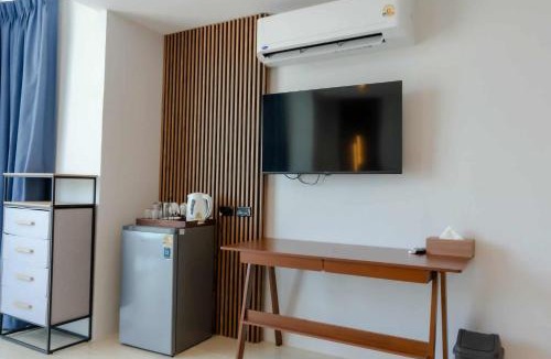 Rawai Hostel | PGD Blue city view