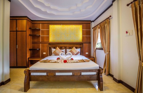 Ko Phi Phi Hotel | Phi Phi Andaman Beach Resort