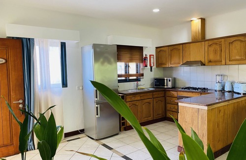 Anse Royale Hotel | Pied Dans L’eau Holiday Apartments