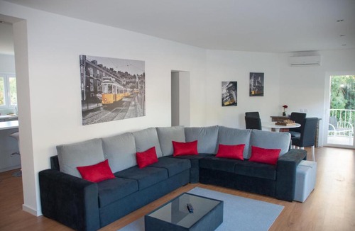 Cascais Apartment | Pine Tree Villa