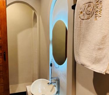 Songan Bed & Breakfast | Pinggan Tavora