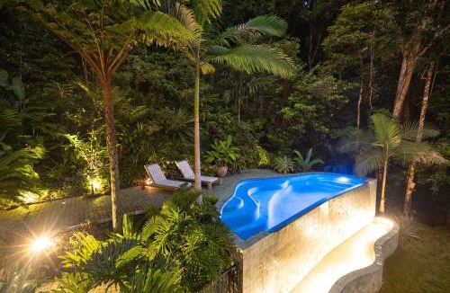 Cairns Villa | Planchonella House - Eco Stay de Luxe