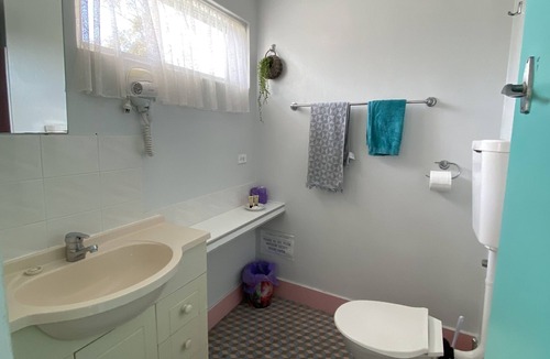 Tyndale Hotel | Plantation Retro Motel Tyndale