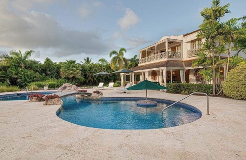 Mount Standfast Villa | Please Inquire Before Booking – Luxury Villa