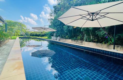 Doi Hang House | Pool Garden Terrace Apartment