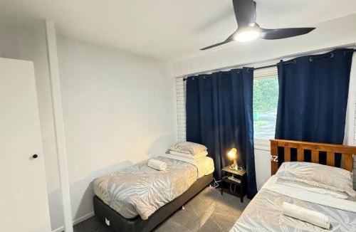 Marsden House | Pool House with 3 BDR 2 AC
