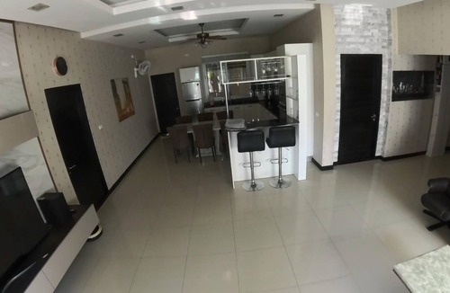 Bang Sare House | Pool Villa 5 Minute to The Beach 4 Bedrooms