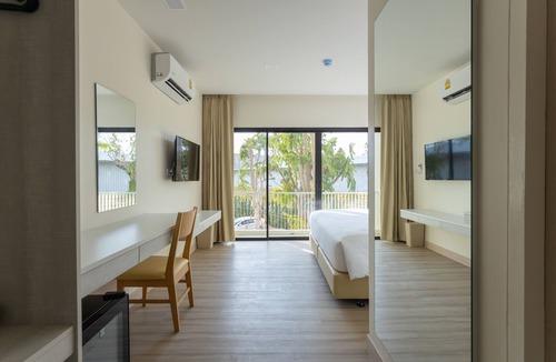 Si Racha Hotel | Porestva Hotel Sriracha