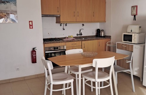 Cavacos Apartment | Praiamar 3f- Sea Front, Cozy, Private Parking