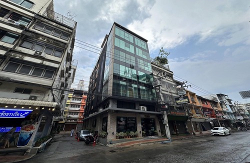 Makkasan House | Premier Double Stay | Elegant & Central