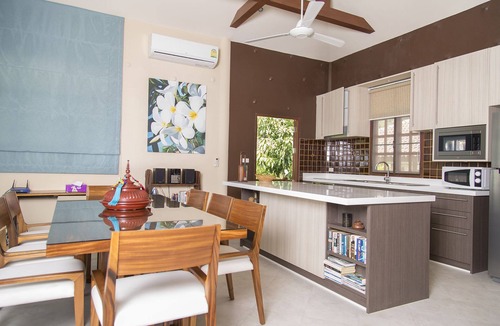 Na Mueang Villa | Pretty Beachfront 3BRM Villa with pool