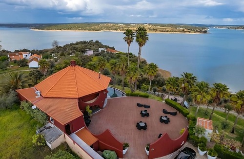 Ponte de Sor House | Prime Location on the Harbor! Pet-friendly 2BR Villa with Kitchen, Private Pool!