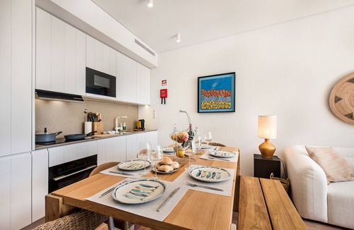 Tavira Ski Chalet | Private Rooftop w/Pool in Tavira