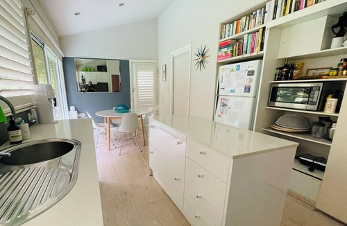 Nelson Bay House | Private & spacious family retreat with aircon & pool.