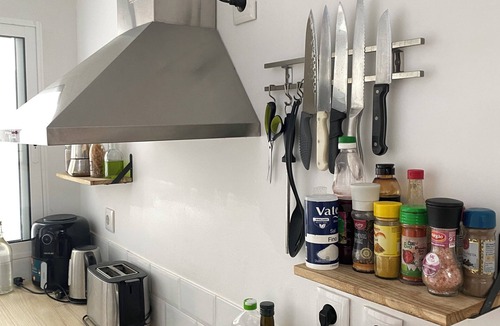 Ericeira Apartment | Private studio with AC, kitchen and laundry near Ericeira