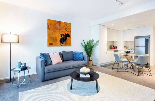 Paddington Apartment | Prized Paddington Apartment at its best!