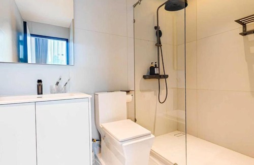Central Pattaya Villa | Pure space villa 4BR KTV BBQ Kitchen Swimming pool
