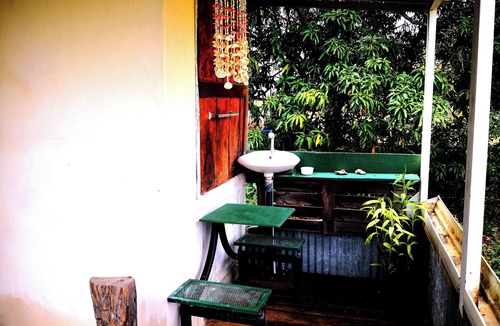 La Cruz House | Quiet overnight stay near Peñas Blancas