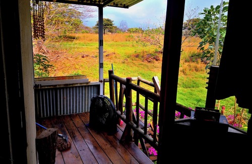 La Cruz House | Quiet overnight stay near Peñas Blancas