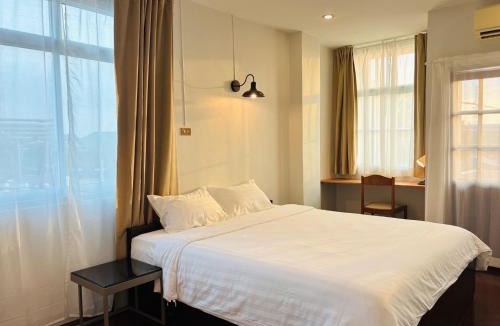 Samut Sakhon Apartment | Racha Place