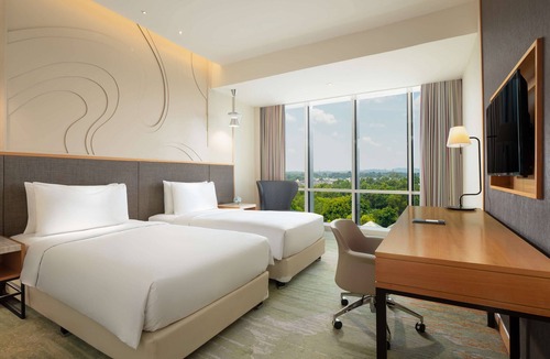 Batam Hotel | Radisson Golf & Convention Center Batam
