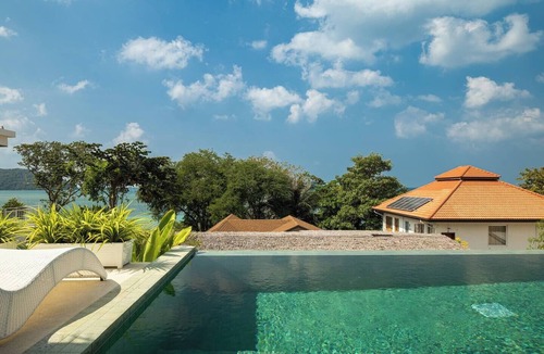 Haad Pleayleam House | Rare 5BR Oasis - 30m to Sea