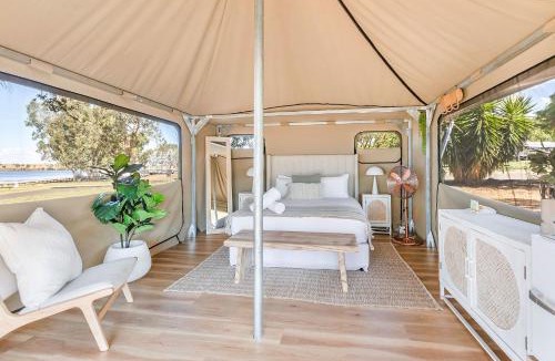 Keepit Hotel | Reflections Lake Keepit - Holiday Park