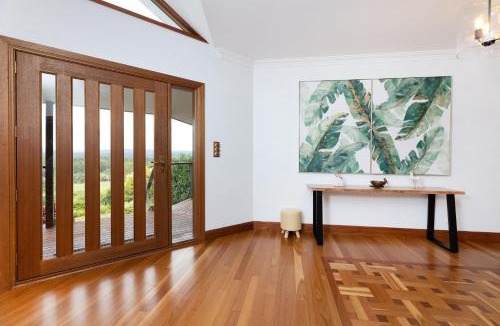 Minimbah House | Regatta Park: where the land meets the sea