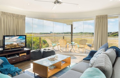 Cape Woolamai House | Riptide @Cape Woolamai - sleeps 8