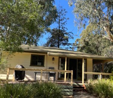 Moama Apartment | River Frontage Unit Moama