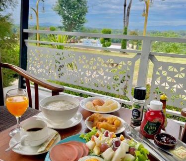 Fai Kaeo Resort | River valley resort แอทน่าน