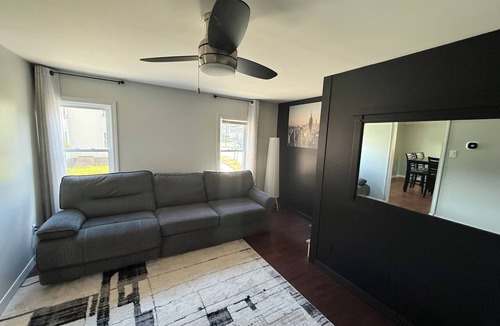Montague Apartment | Riverfront 2 floors 2 Bedrooms