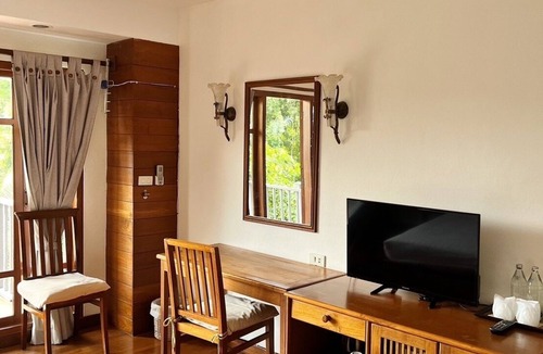 Mae Sariang Hotel | Riverhouse Resort