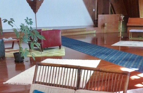 Innisfail House | Riverview Mid Century Modern Church
