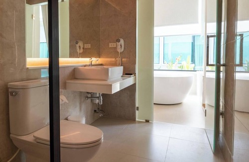 Ratchaburi Hotel | Rock Resort