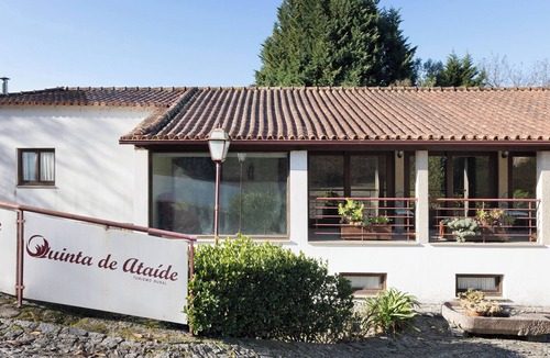 Amares Apartment | Room 'Quarto 7 - Quinta Da Ataíde' with Mountain View, Wi-Fi and Air Conditioning
