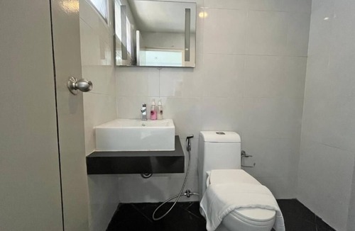 Lak Si Hotel | RoomQuest IT Square Don Mueang Airport