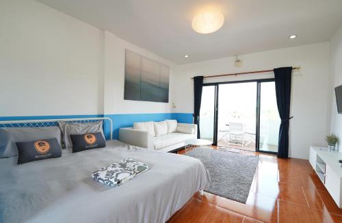 Bang Sare Hotel | RoomQuest One Bangsaray