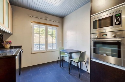 Torres Novas Apartment | Rosa
