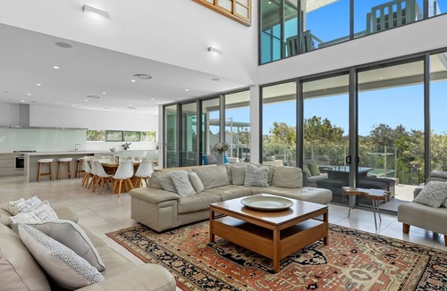 Kingscliff House | Salt Beach Escape - Coastal Reserve views and Pool