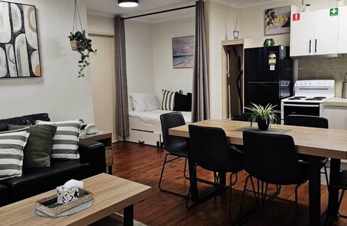 South Mackay Apartment | Saltwater Sand - relax by the beach