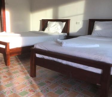Ko Phi Phi Hostel | Sand Sea House
