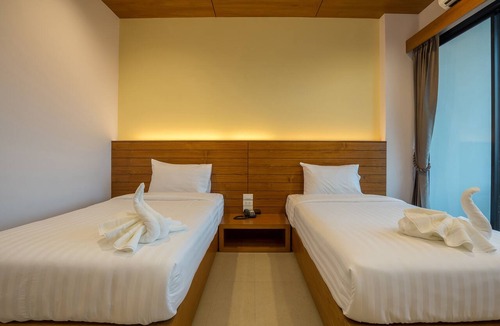 Thoeng Hotel | Sann View Hotel