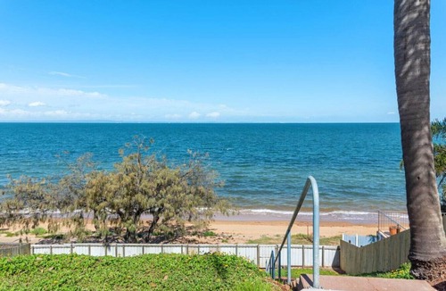 Redcliffe Apartment | * Sea Breeze * Two Bedroom Apartment