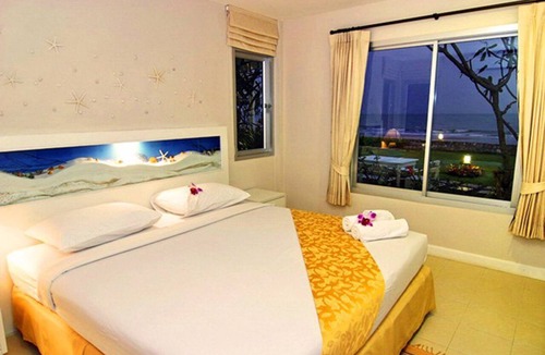Hat Chao Samran Hotel | Sea Sky Beach Resort