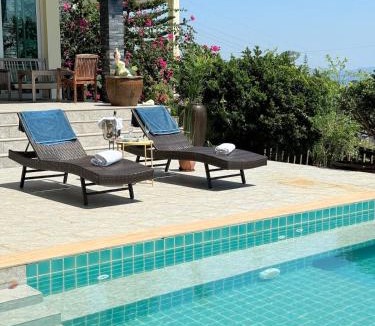 Ko Chang Villa | Sea View Luxury Mansion, Pool & Jacuzzi - Koh Chang