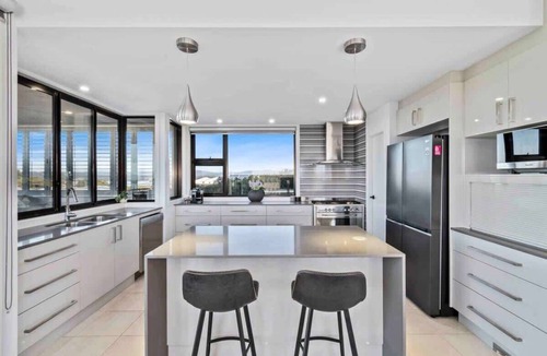 Long Beach House | Seabreeze Sanctuary