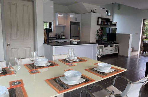 Kram Villa | Seabreeze Villa
