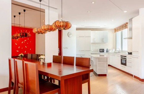 Choeng Thale Apartment | Seafront 2-bedroom apartment in Bangtao beach Thalang Phuket