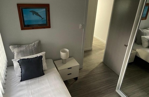 Slade Point House | Seaside Breezes with Wi-fi